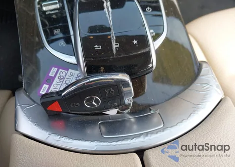 2016 Mercedes-Benz Glc 300 из США, поврежденный, VIN WDC0G4JB3GF101845